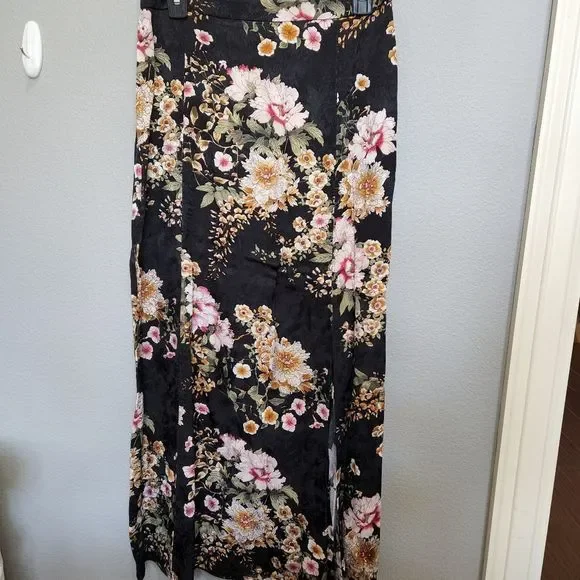 NWT Anthropologie floral silk skirt - Picture 1 of 6